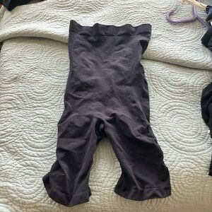 SKIMS Black Shapewear